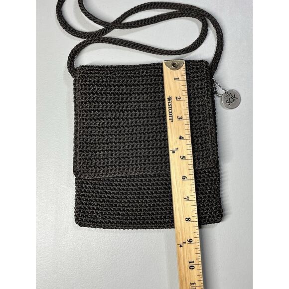 The Sak Crochet Knit Flap Over Crossbody Handbag Dark Brown Shoulder Bag Zip - Picture 8 of 9